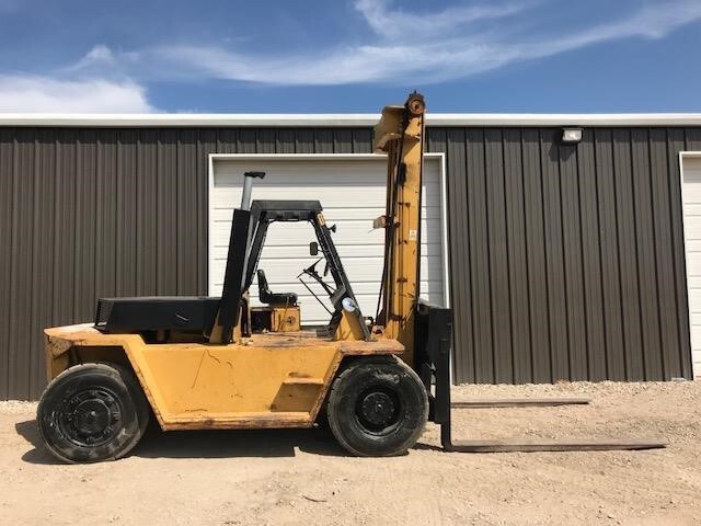 CATERPILLAR V225B in Van Alstyne, TX