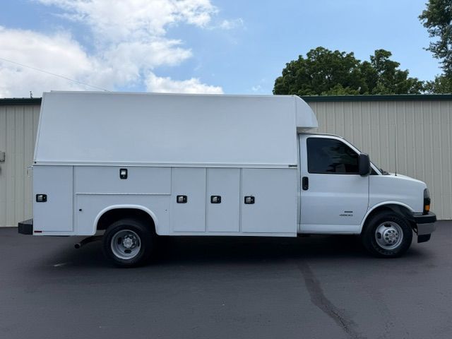 2019 CHEVROLET Express 4500 in Springfield, MO