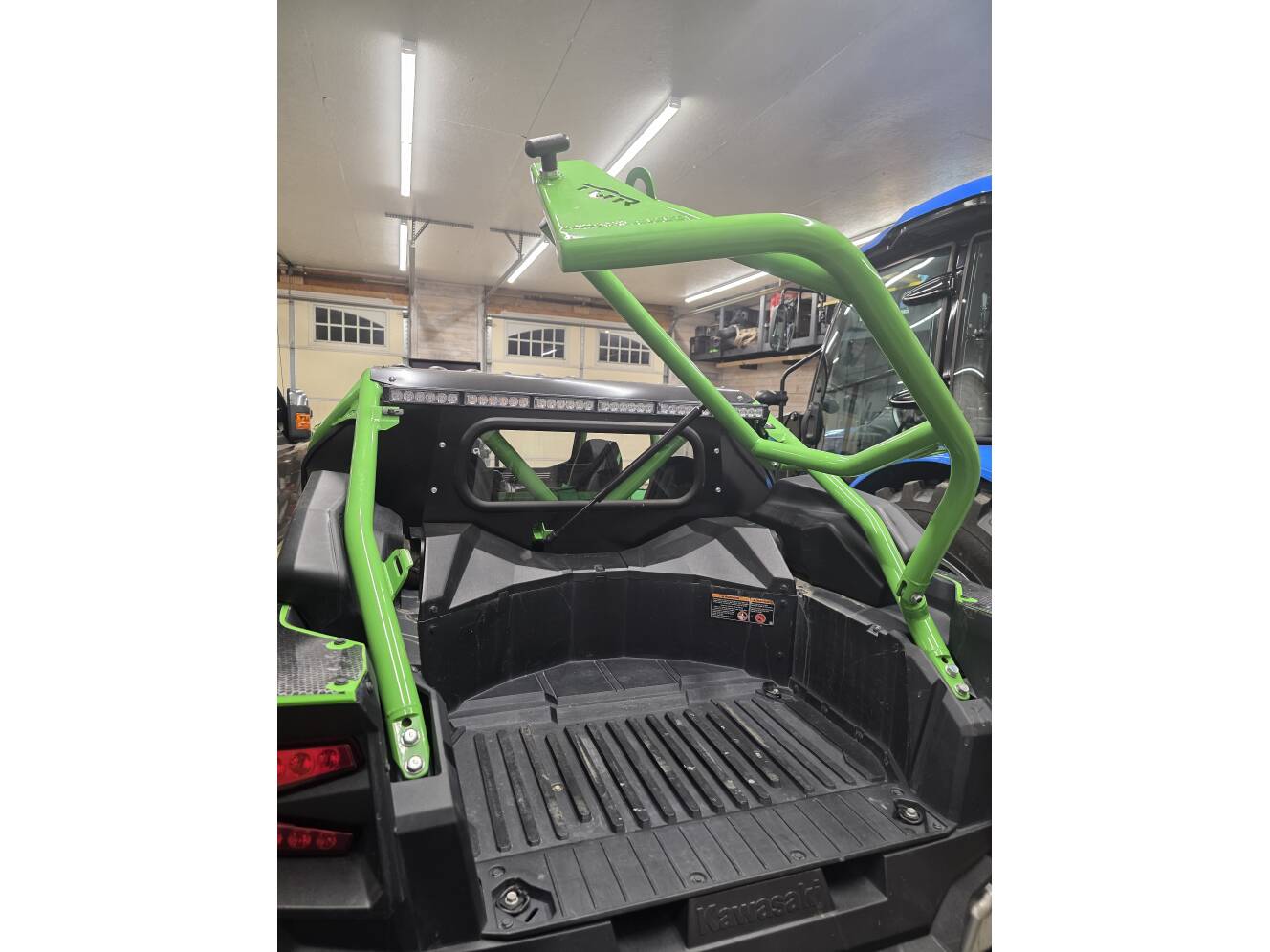 A photo of this 2023 Kawasaki TERYX KRX4 1000 SE