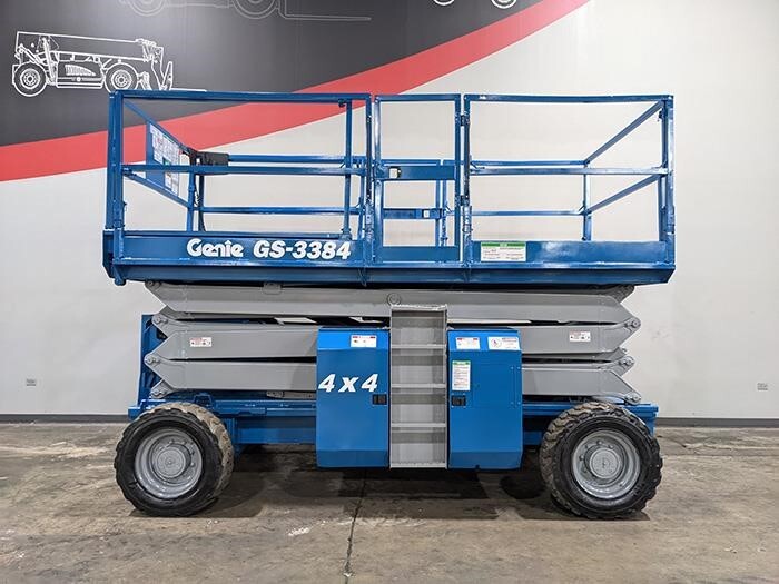 2012 GENIE GS3384RT in Cary, IL