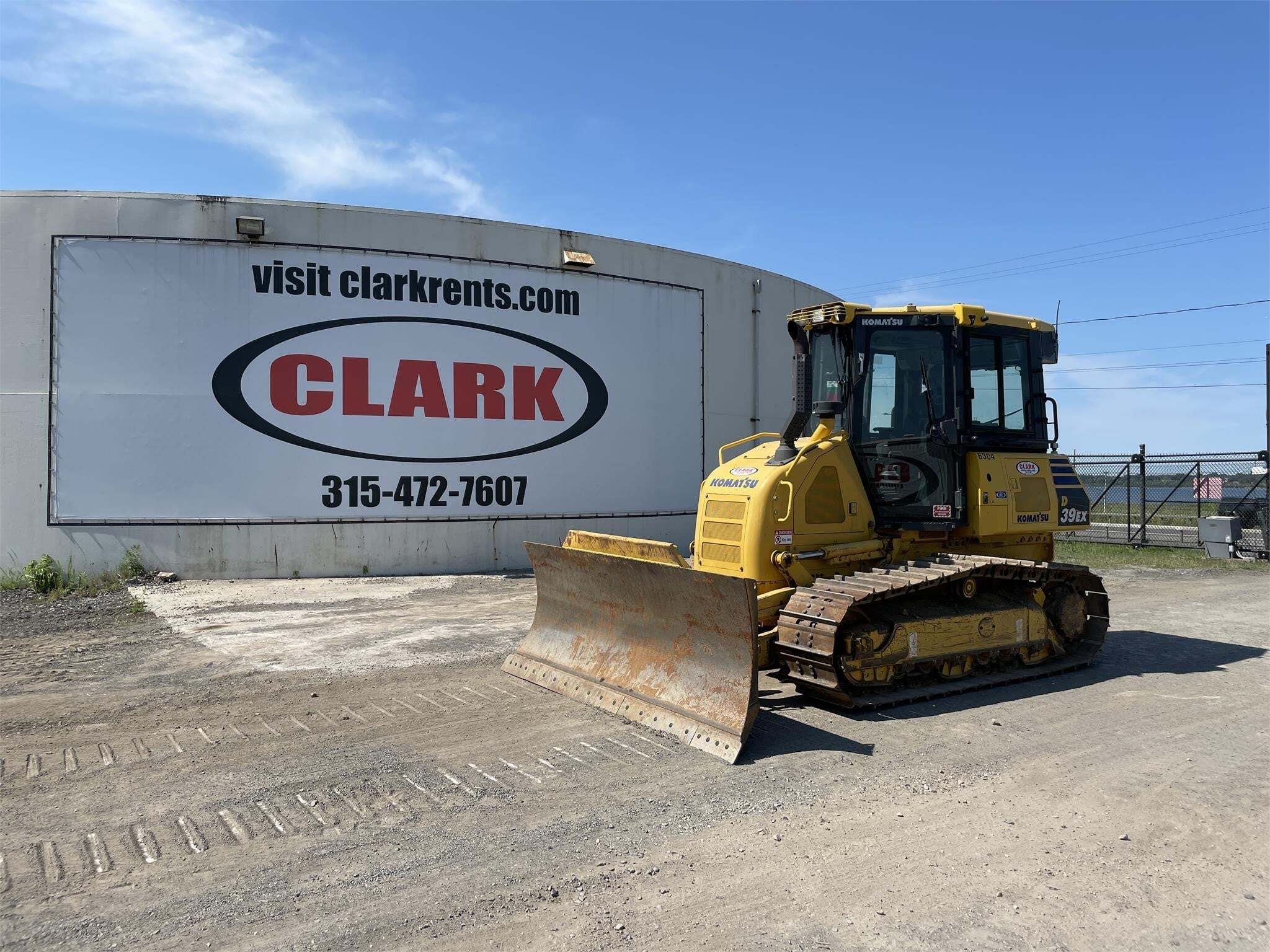 2018 KOMATSU D39EX-24 in Canastota, NY