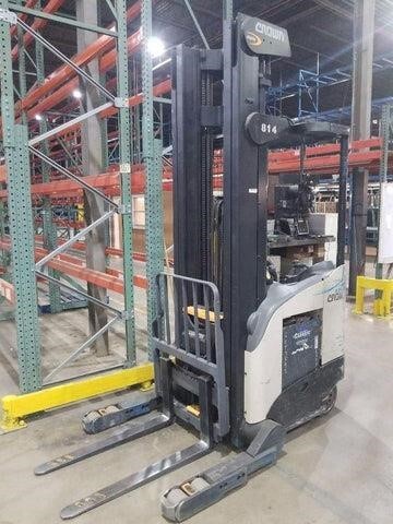2015 CROWN RR5725-45 in Buffalo, NY