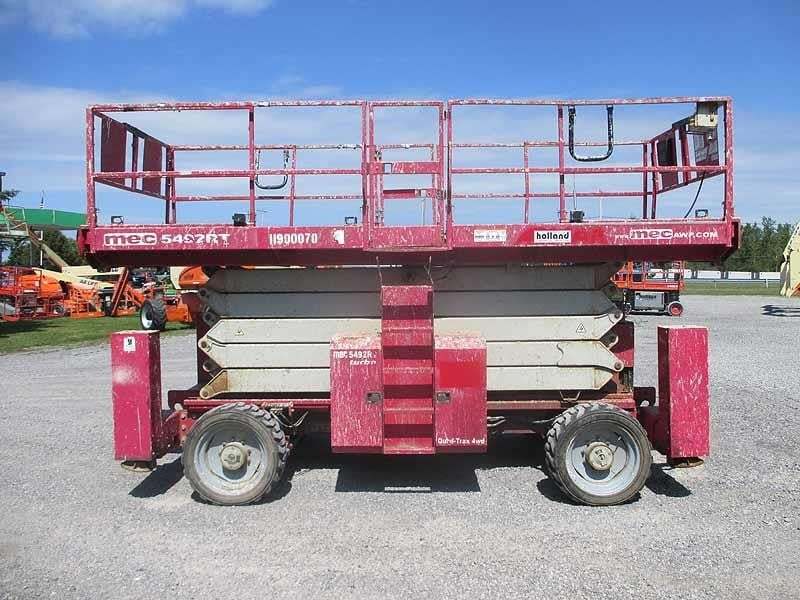2013 MEC 5492RT in East Bethany, NY