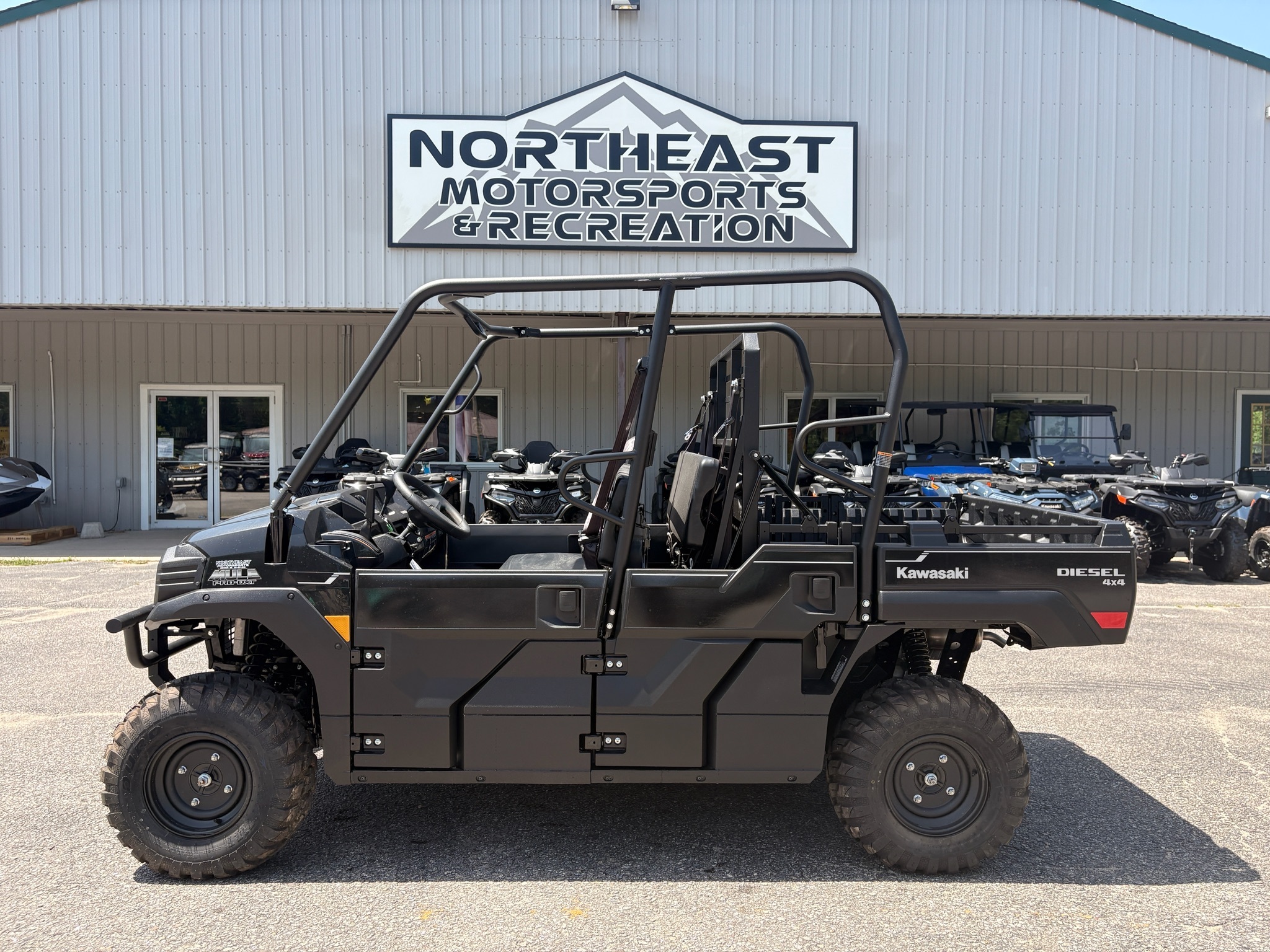 2026 Kawasaki MULE PRO-DXT™ EPS PRO-DXT EPS DIESEL in lebanon ME