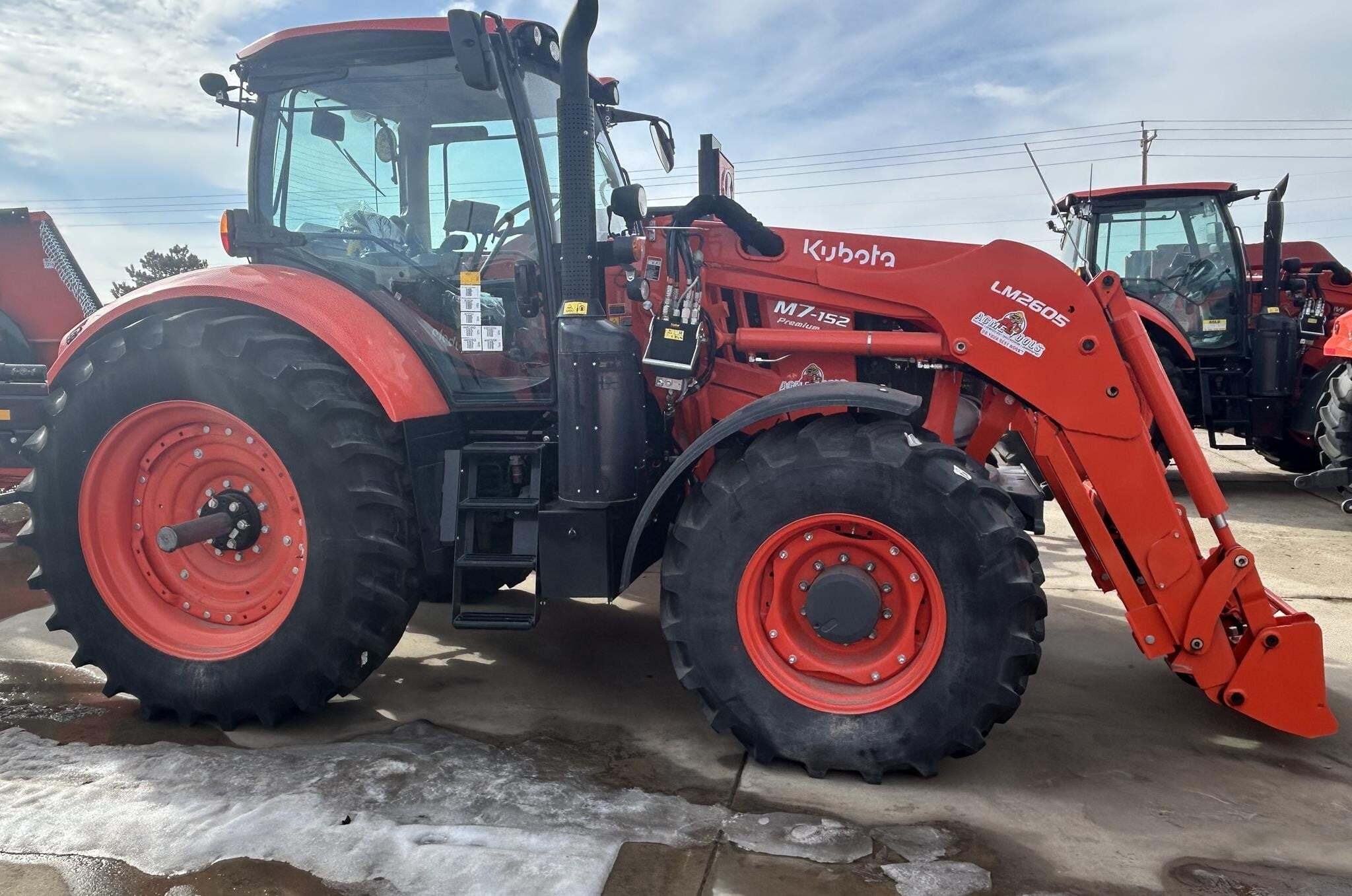 2023 KUBOTA M7-152 PREMIUM in Bismarck, ND