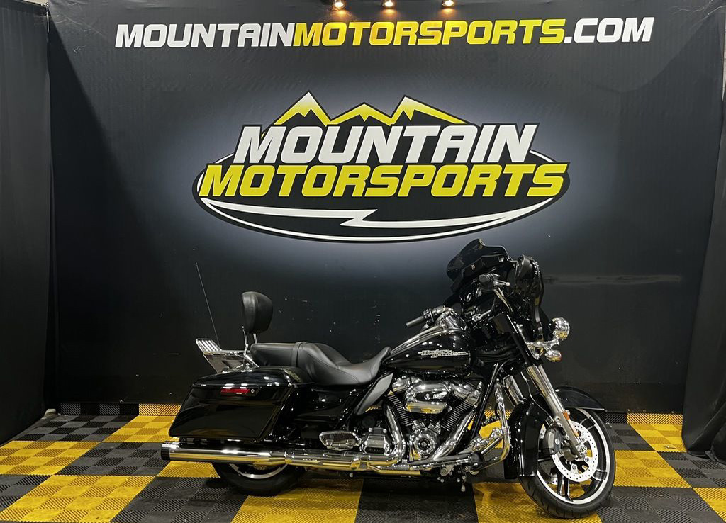 2017 Harley-Davidson FLHXS - Street Glide Special SPECIAL in Lithia Springs, GA