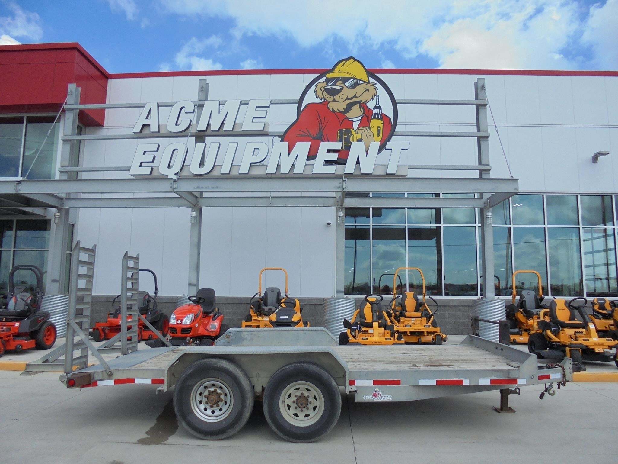 2011 DIAMOND C REQ in Fargo, ND
