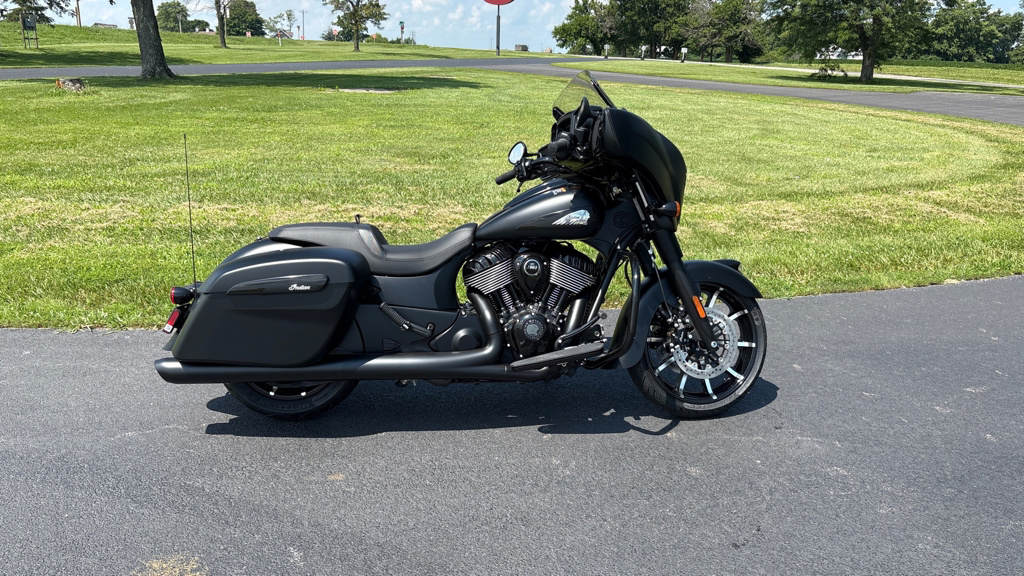 2026 Indian CHIEFTAIN DARK HORSE DARK HORSE in Charleston, IL