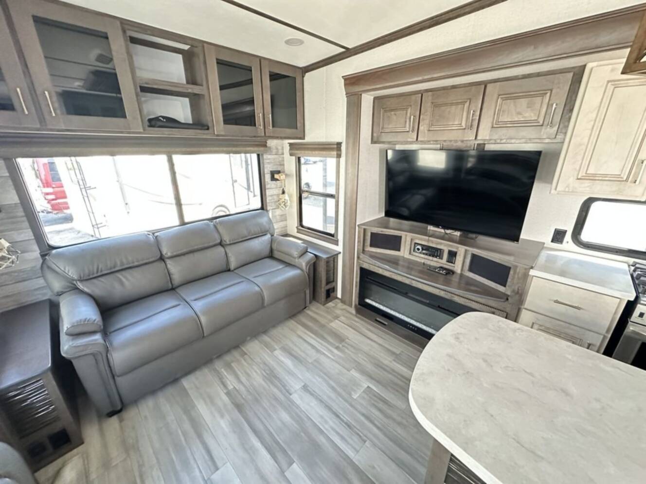 A photo of this 2021 Alliance Rv Paradigm 310RL
