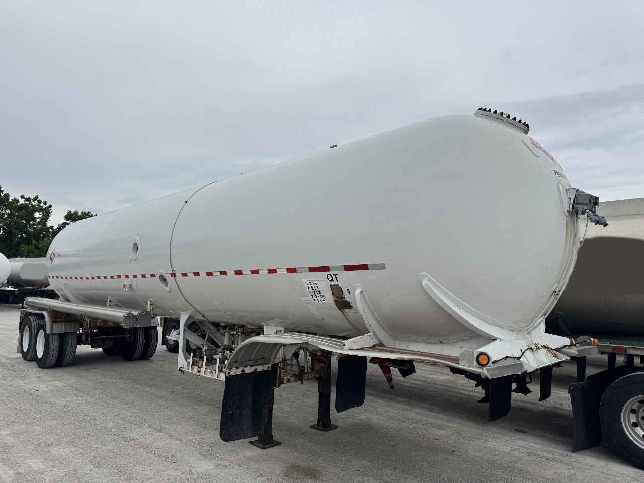 1972 LUBBOCK 10,800Gal 265PSI AirRide in Kansas City, MO