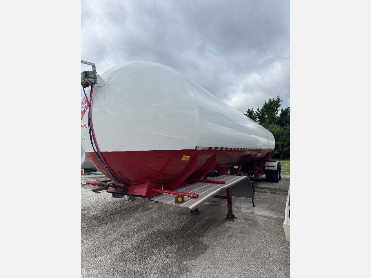 1982 TRINITY 10,500Gal 265PSI AirRide in Kansas City, MO
