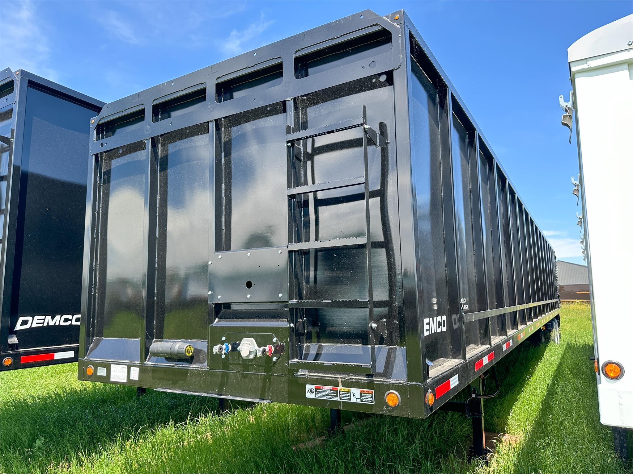2027 DEMCO GONDOLA SCRAP TRAILER in Henderson, IA