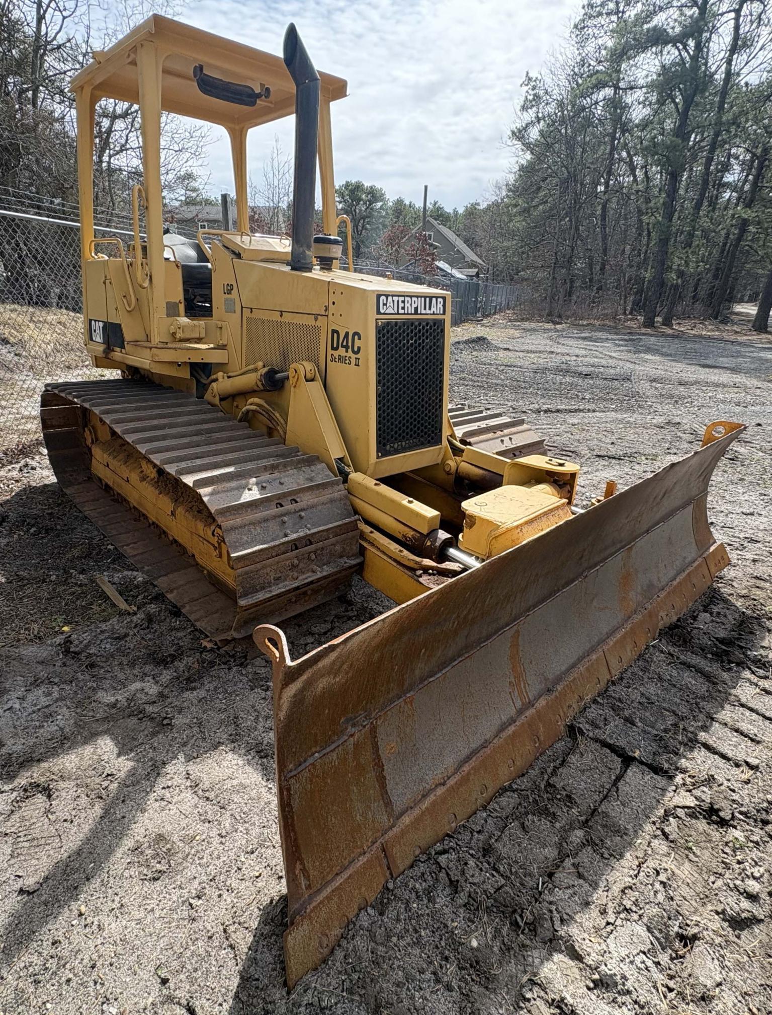 1993 CATERPILLAR D4C in Prairieville, LA