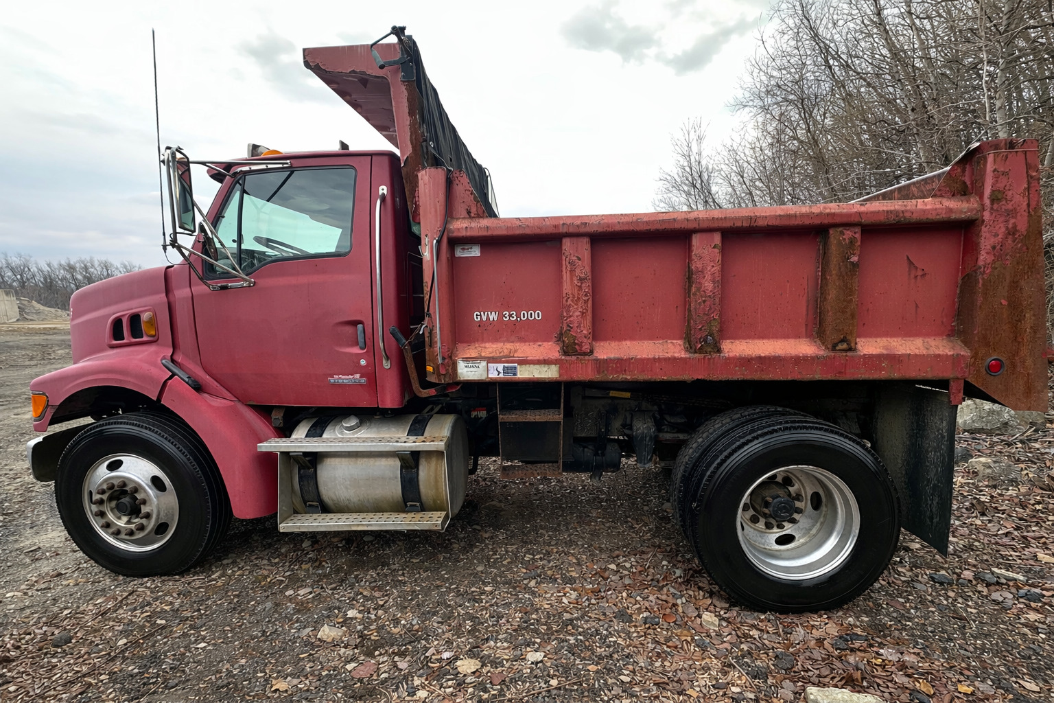 2005 STERLING 7500 in Asbury, NJ