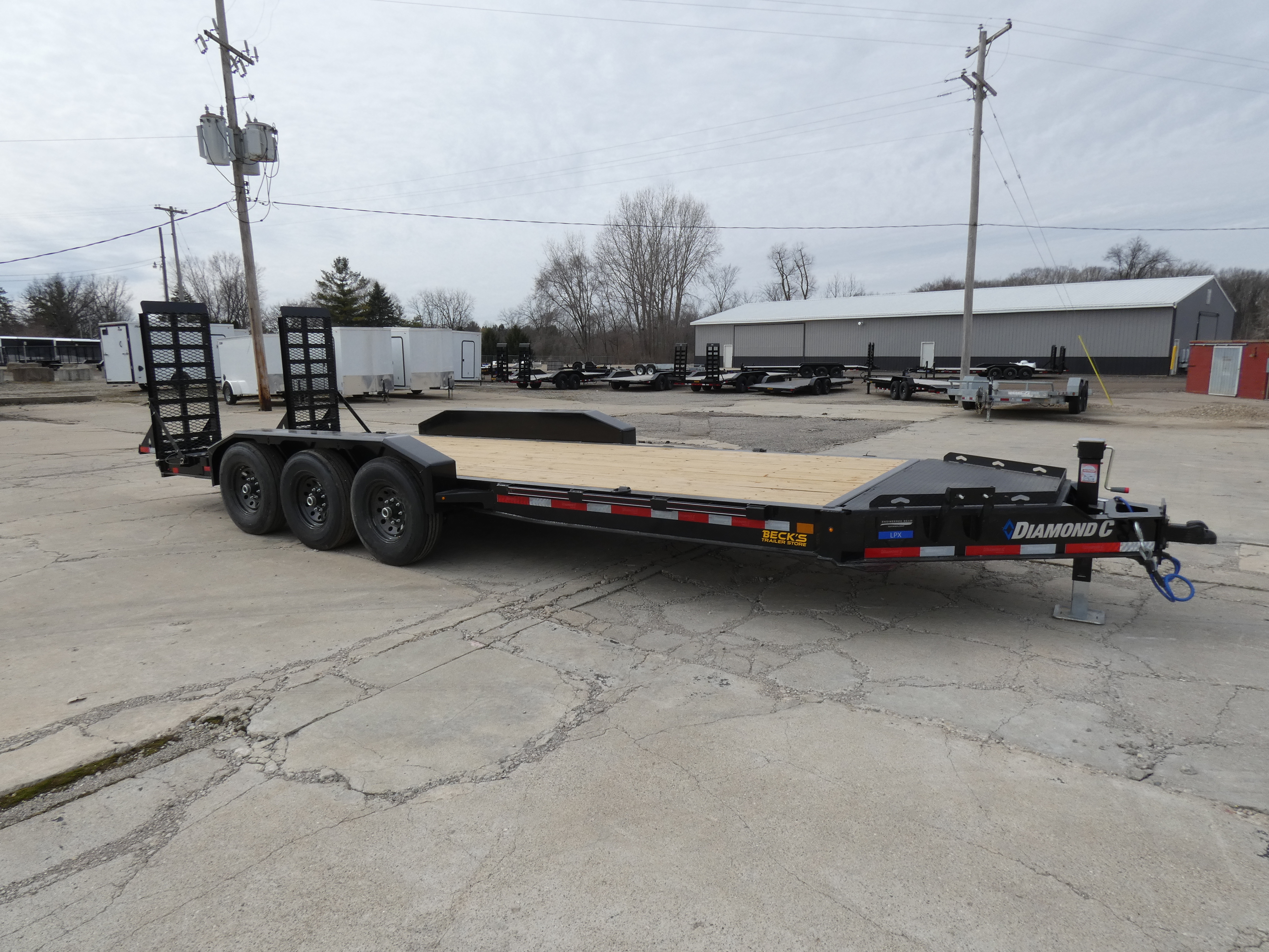 Diamond C Trailers LPX 7' x 22' Equipment Trailer - 24K GVRW - Flexible Fi in Saint Johns, MI