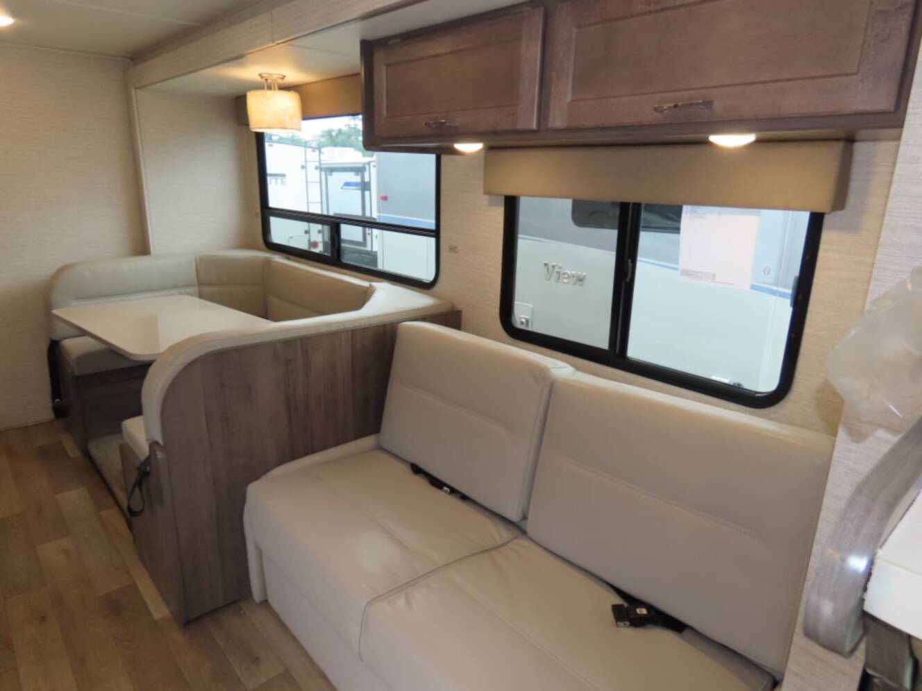 A photo of this 2026 Winnebago Minnie Winnie 31K
