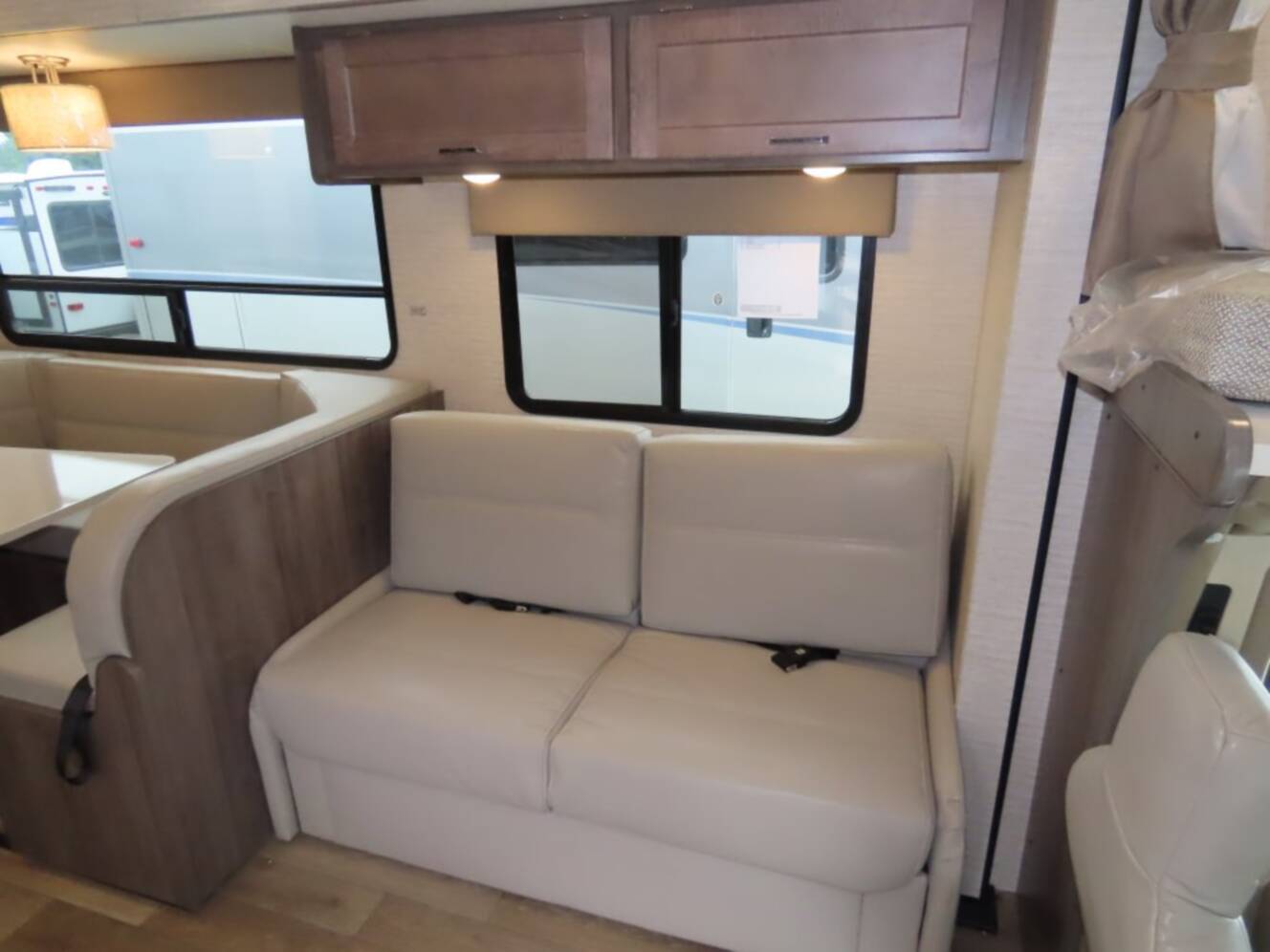 A photo of this 2026 Winnebago Minnie Winnie 31K