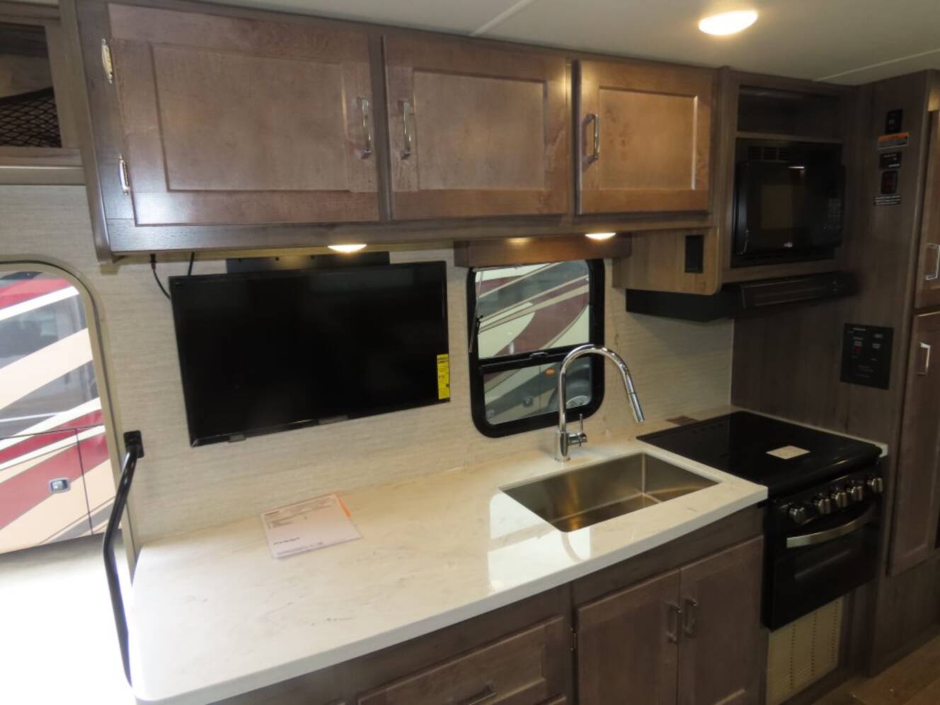 A photo of this 2026 Winnebago Minnie Winnie 31K