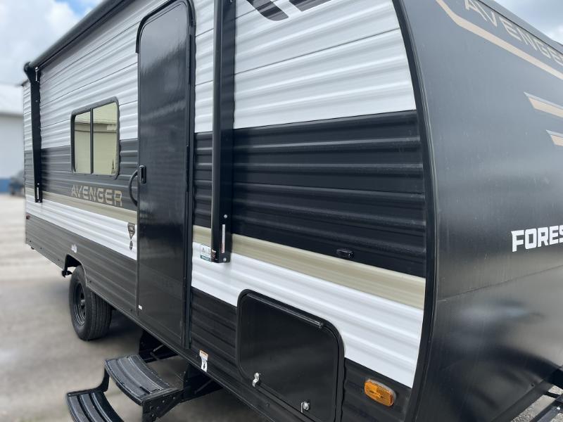 2027 Prime Time Avenger LT 17DBX RV