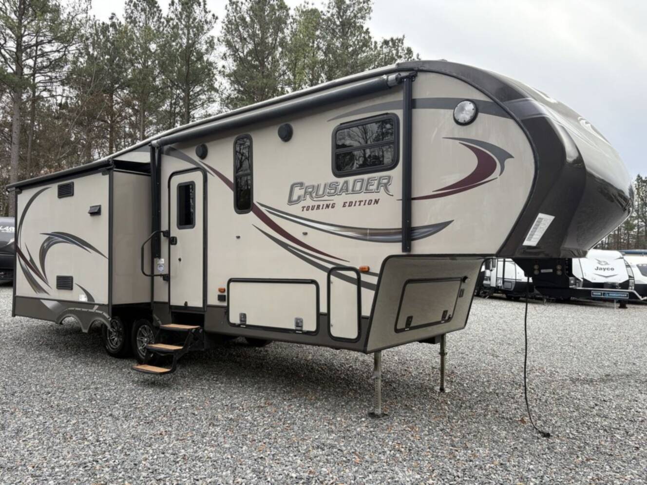 A photo of this 2015 Prime Time Crusader 295RST