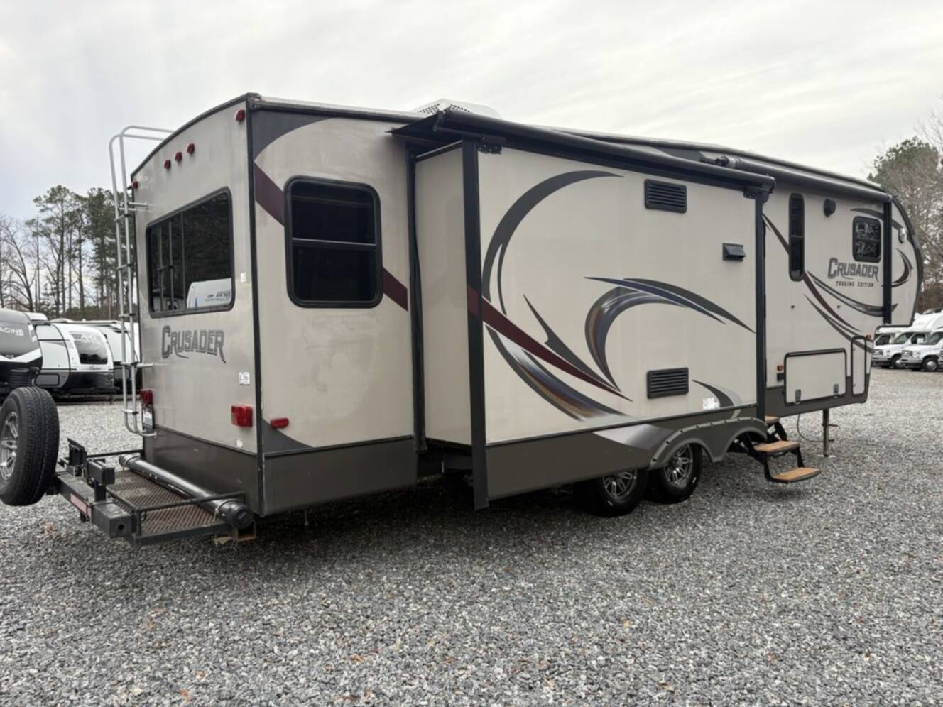 A photo of this 2015 Prime Time Crusader 295RST