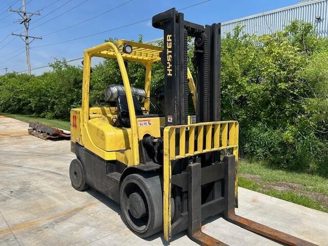 HYSTER S155FT in Batavia, IL
