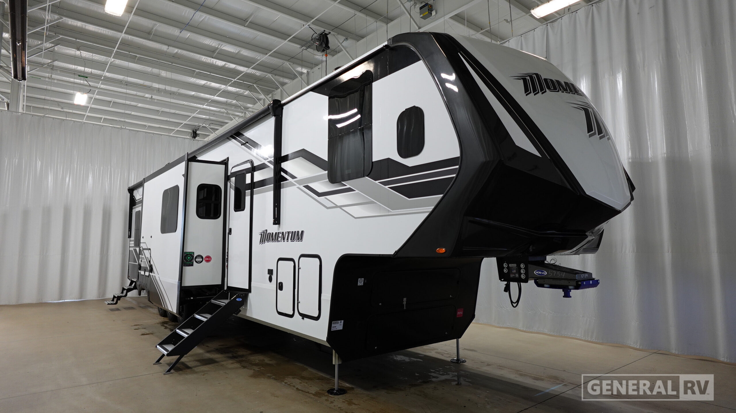 2026 Grand Design MOMENTUM 392M 394M in north canton OH