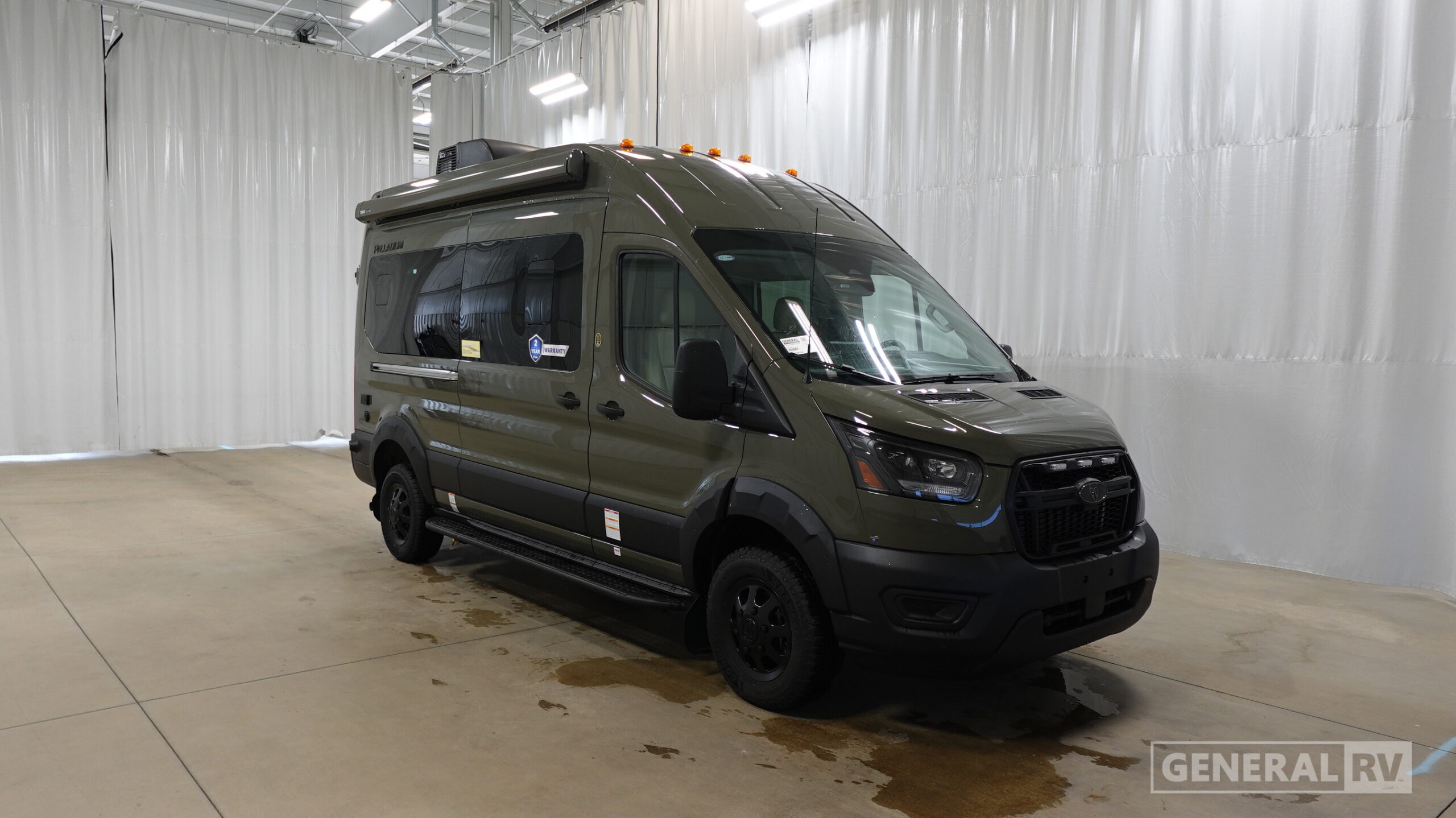 2027 Thor Motor Coach PALLADIUM 1920 in birch run MI