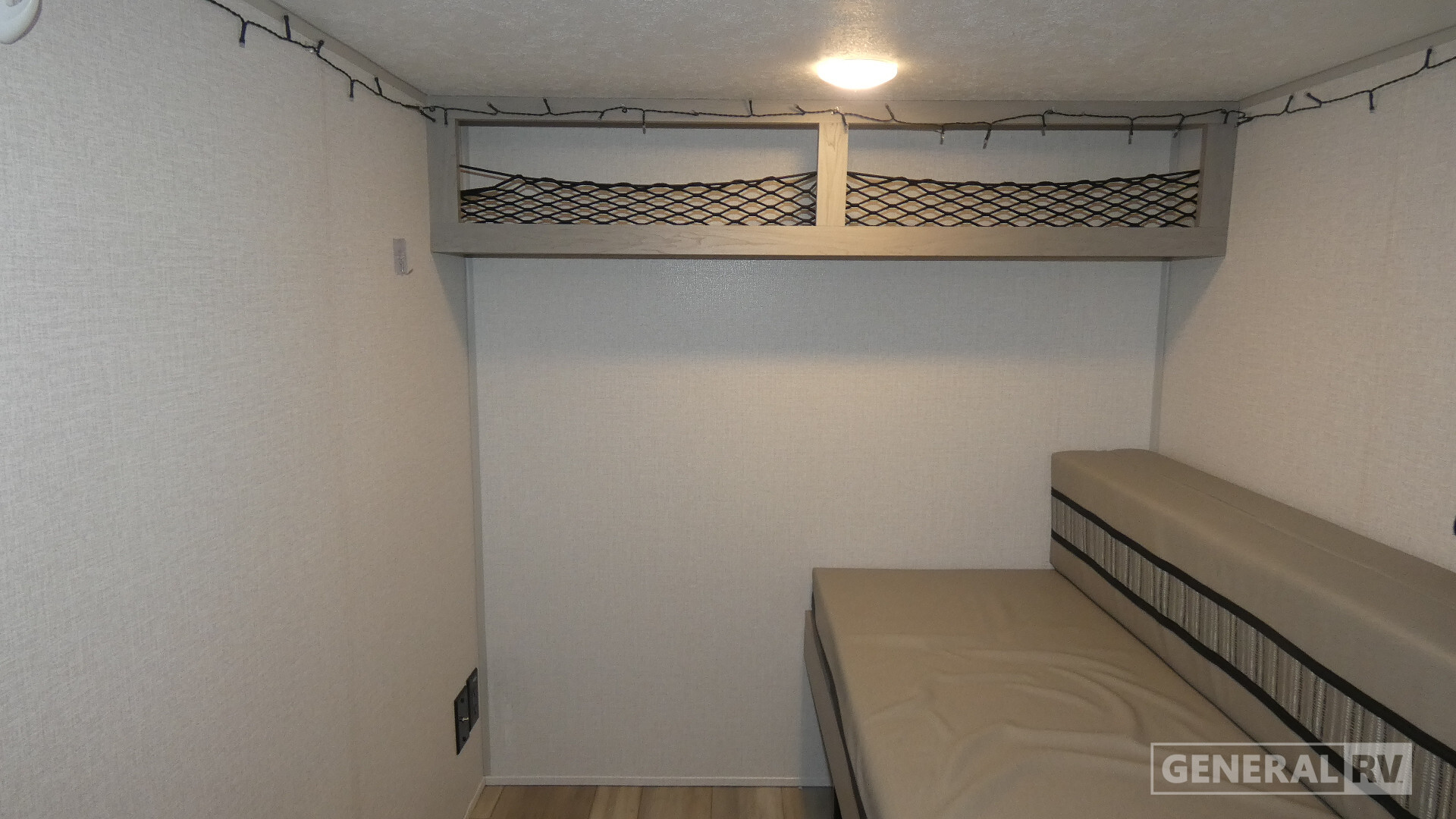 2024 Coachmen CLIPPER 9000ROK in birch run MI