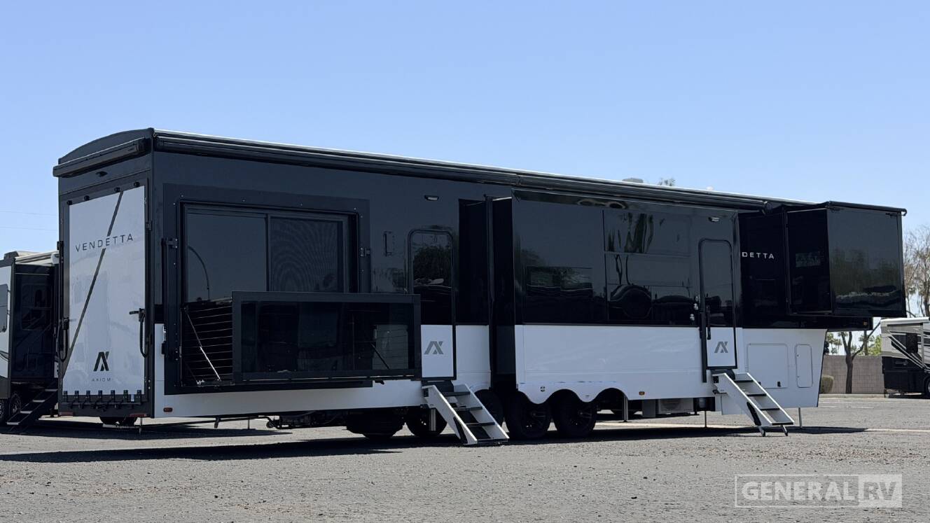 A photo of this 2026 Axiom VENDETTA V4250SP