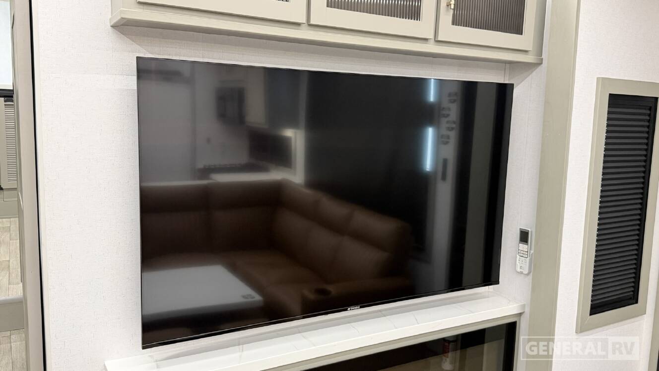 A photo of this 2026 Axiom VENDETTA V4250SP