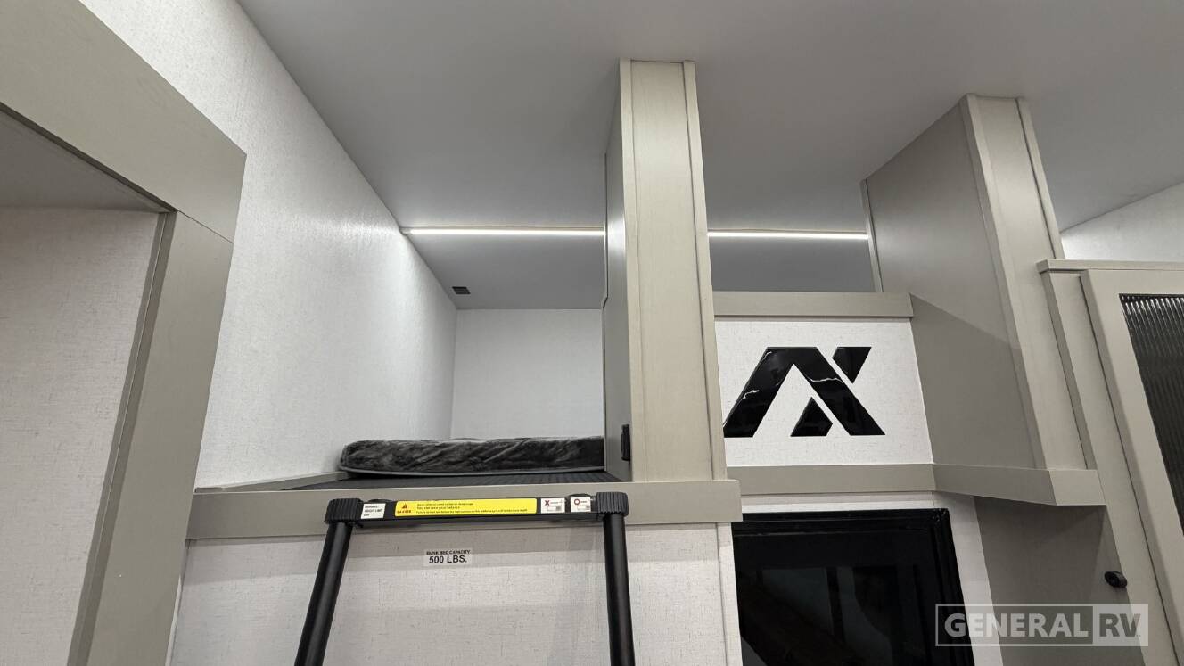 A photo of this 2026 Axiom VENDETTA V4250SP