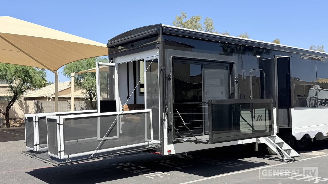 A photo of this 2026 Axiom VENDETTA V4250SP