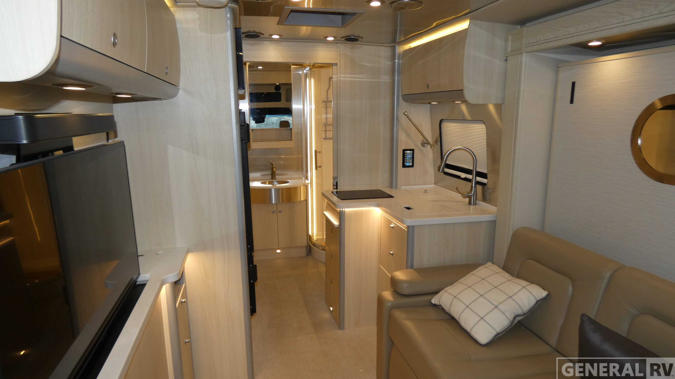 2023 Airstream ATLAS Murphy Suite in salisbury NC