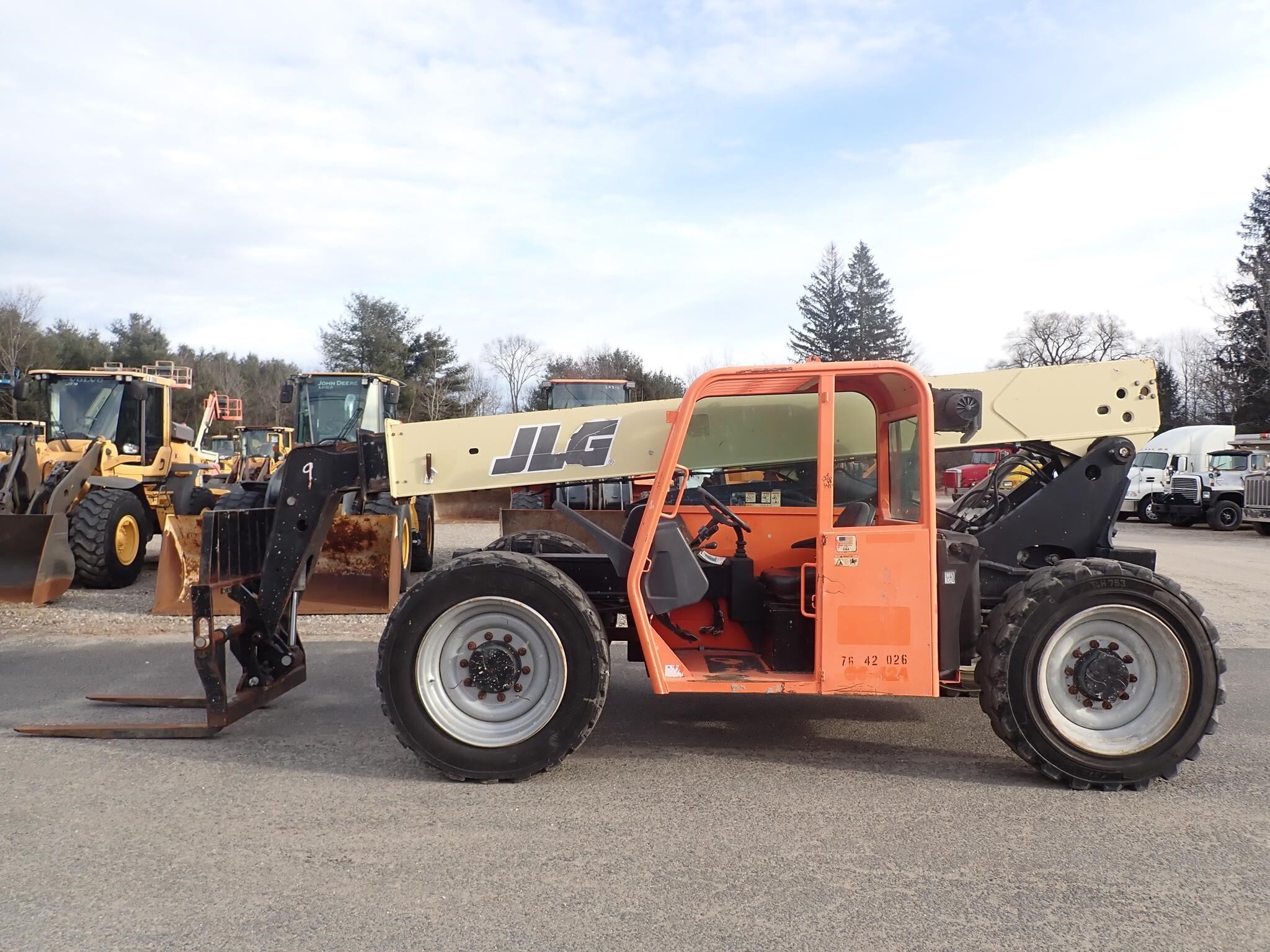 2015 JLG G6-42A in Phillipston, MA