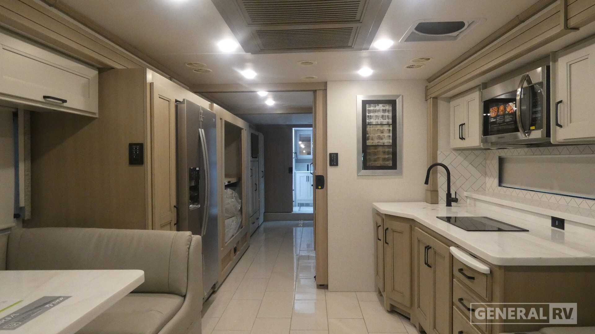 2026 Thor Motor Coach ARIA 4000 in birch run MI