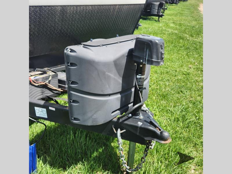 2021 Forest River Rv Vengeance Rogue 25V in traverse city MI