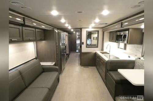 2025 Thor Motor Coach RIVIERA 39BH in south weber UT