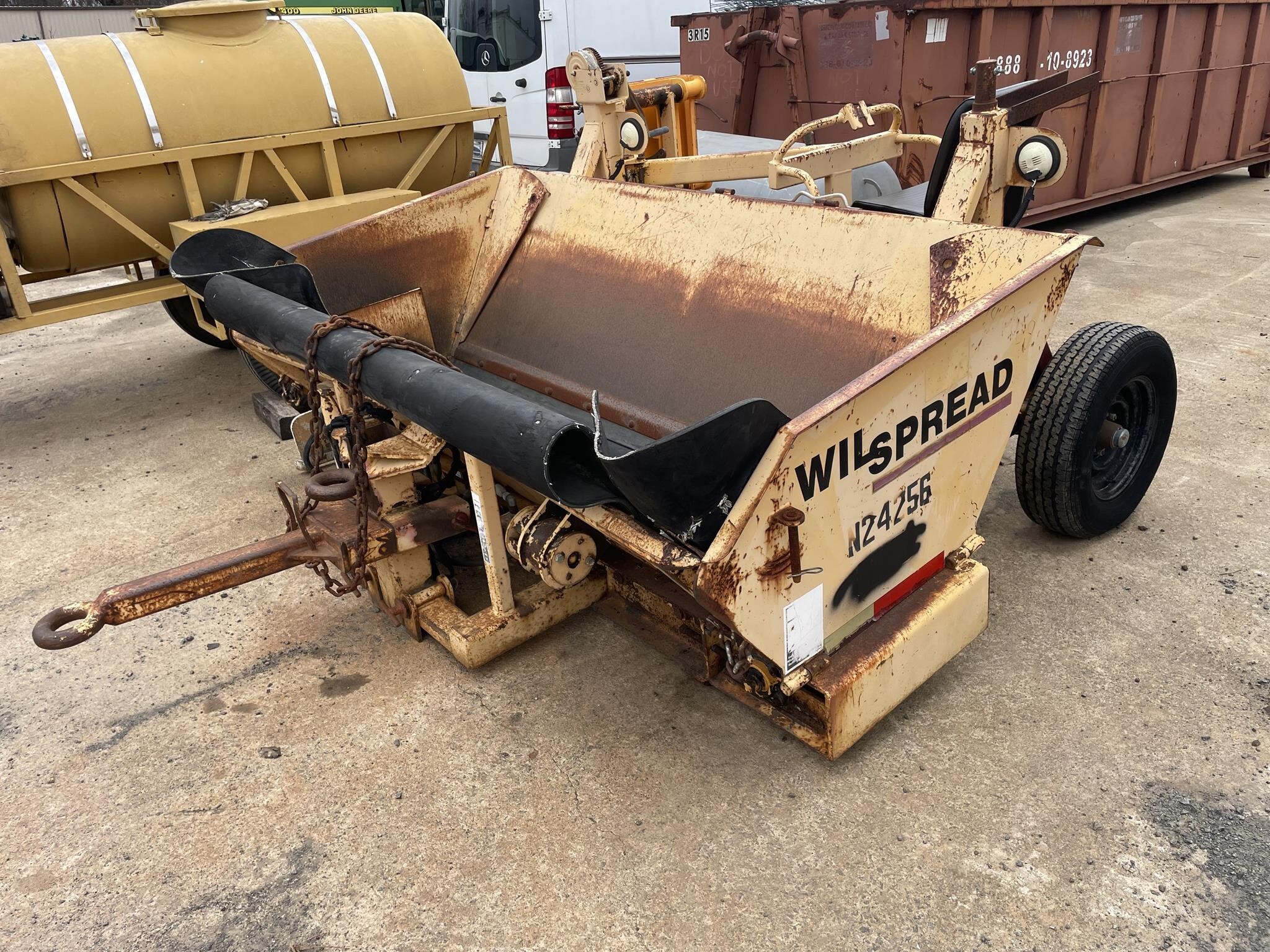 2005 WILSPREAD 318T in Orange, VA