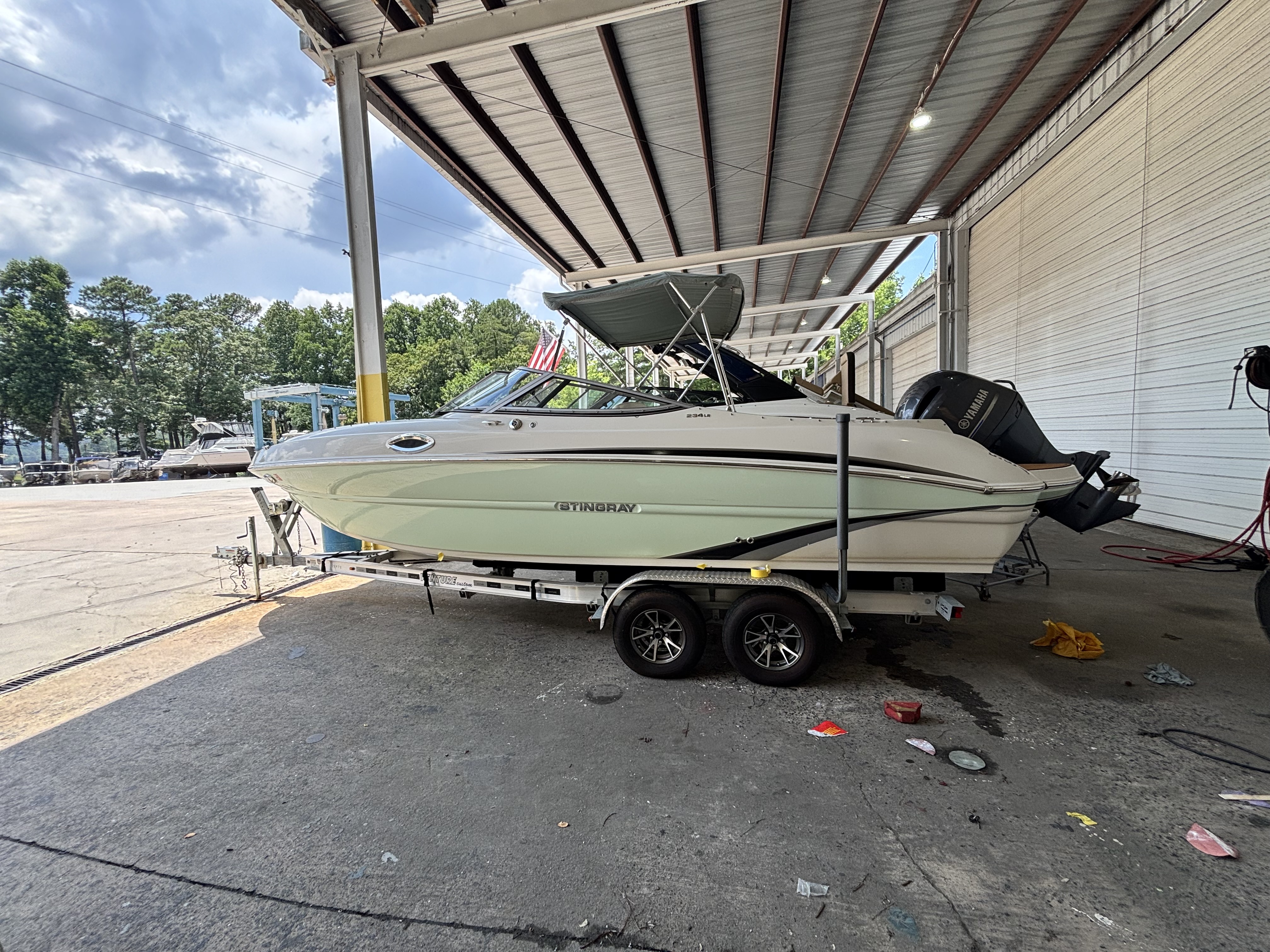 2017 Stingray 234LR 250 in cumming GA