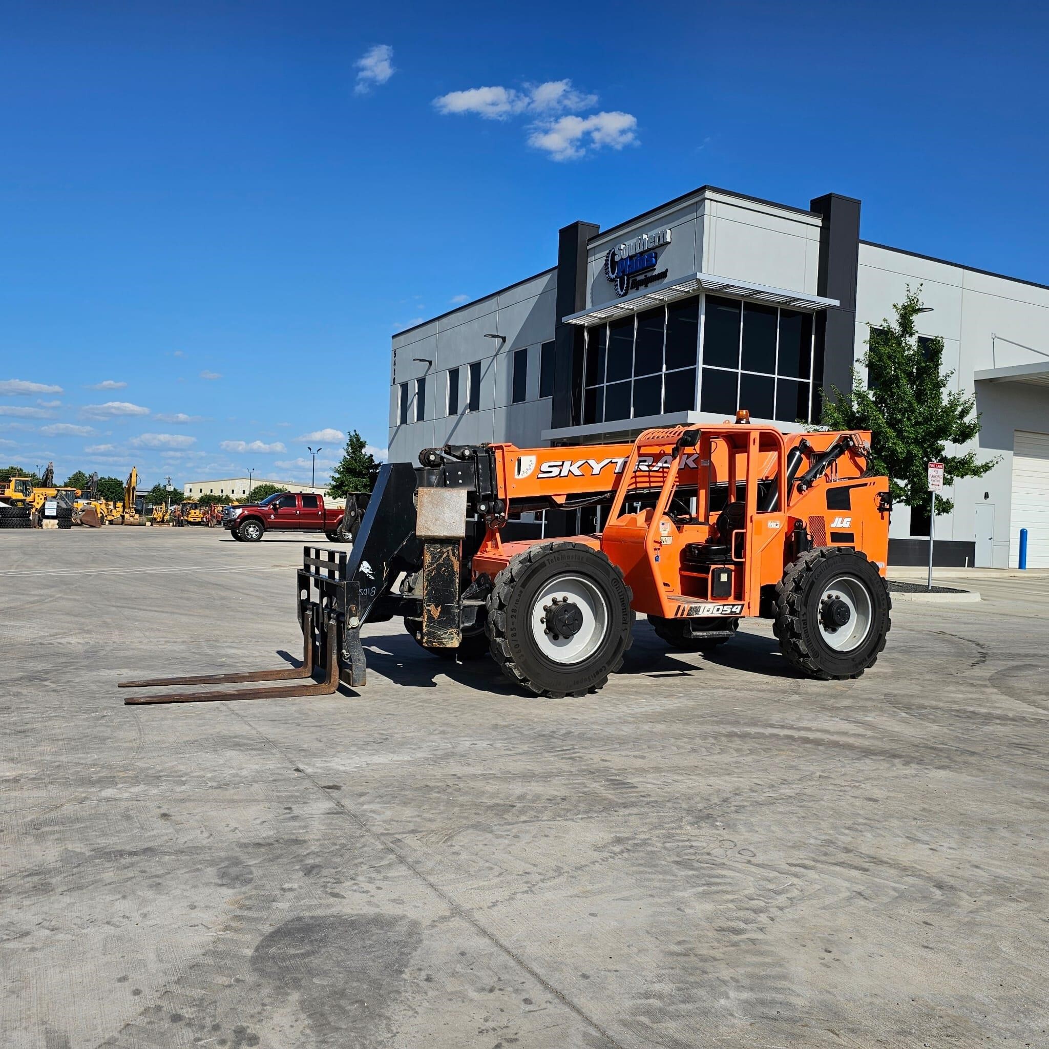 2019 SKY TRAK 10054 in San Antonio, TX