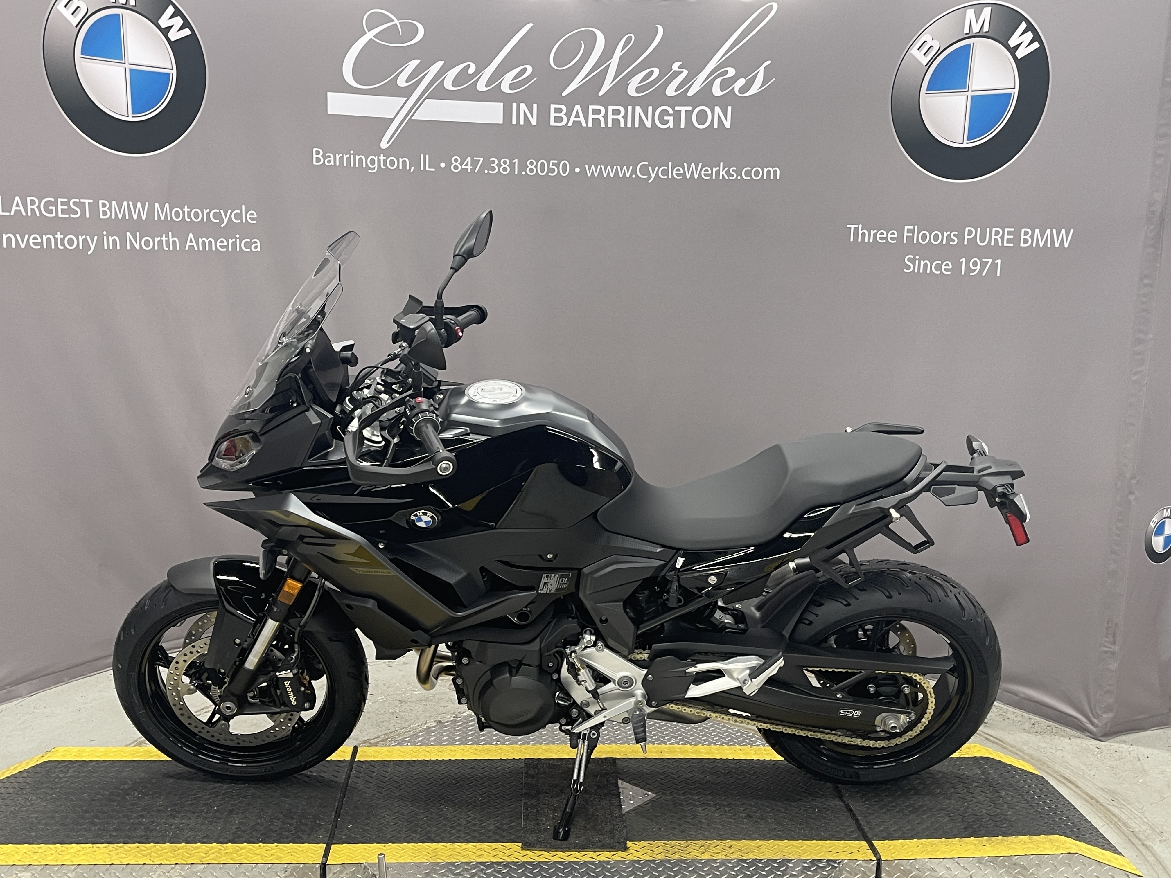 2026 BMW F 900 XR 900 XR in Barrington, IL