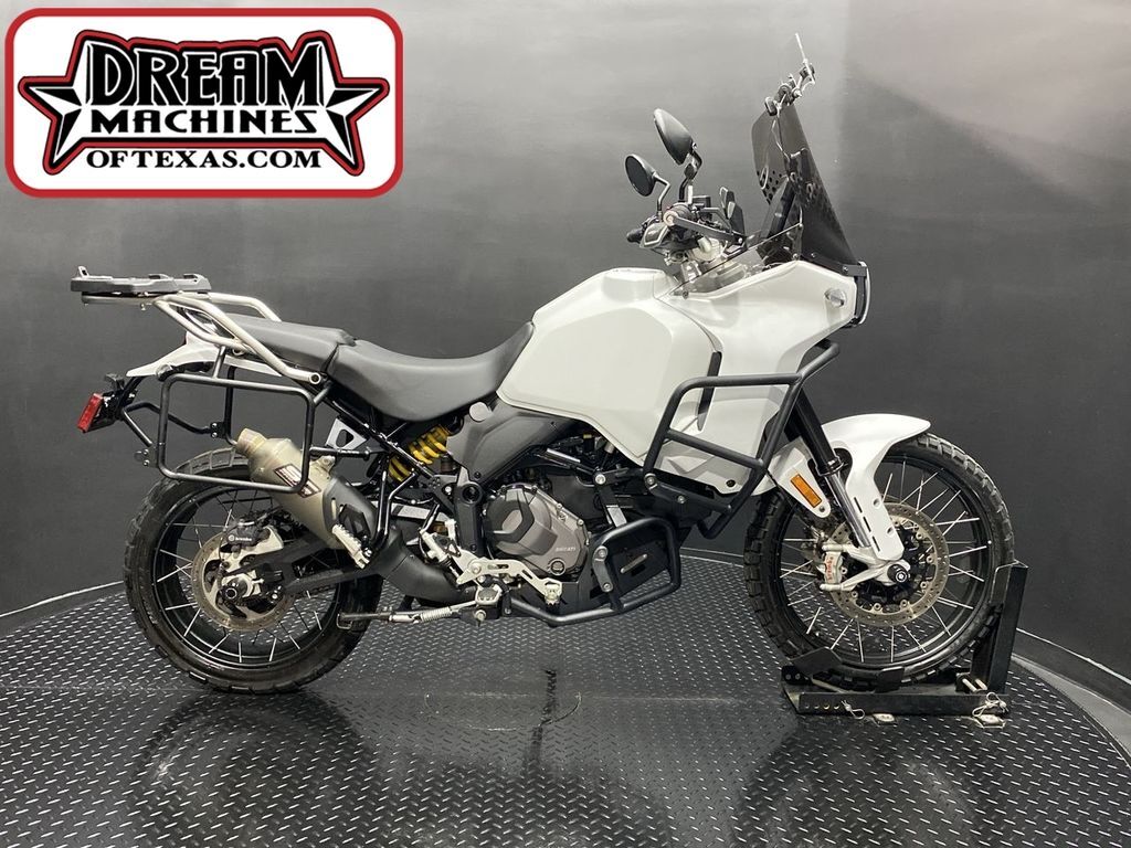 2023 Ducati DesertX Star White Silk in Farmers Branch, TX