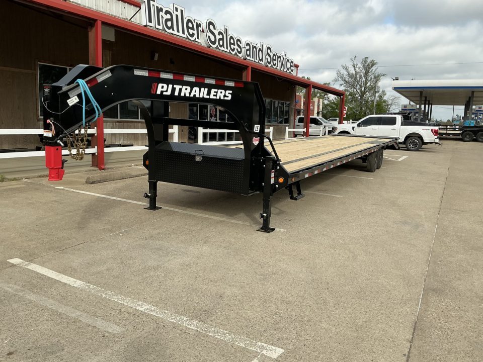 2026 PJ Trailers LS in Tyler, TX