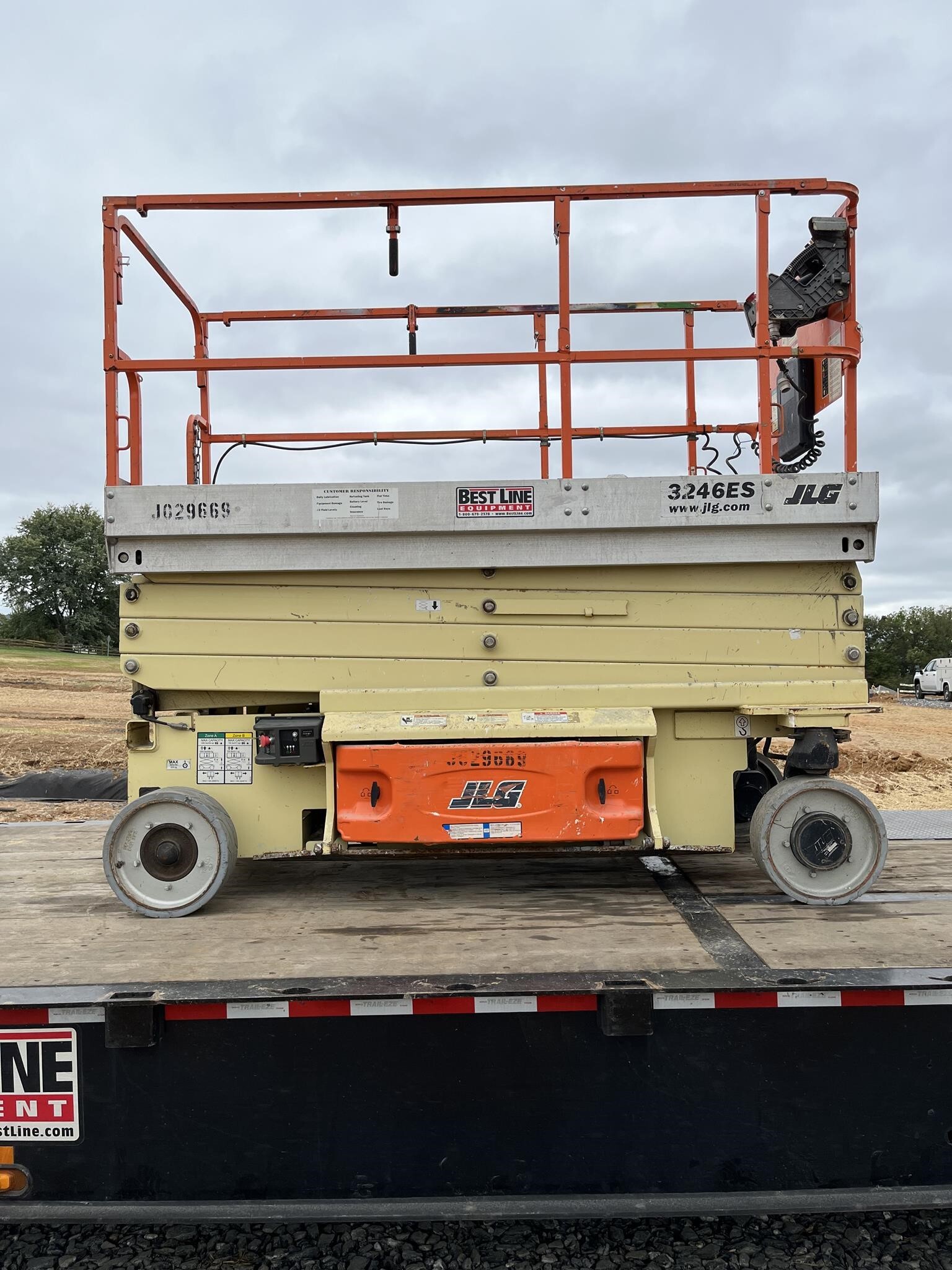 2014 JLG 3246ES in Jessup, MD