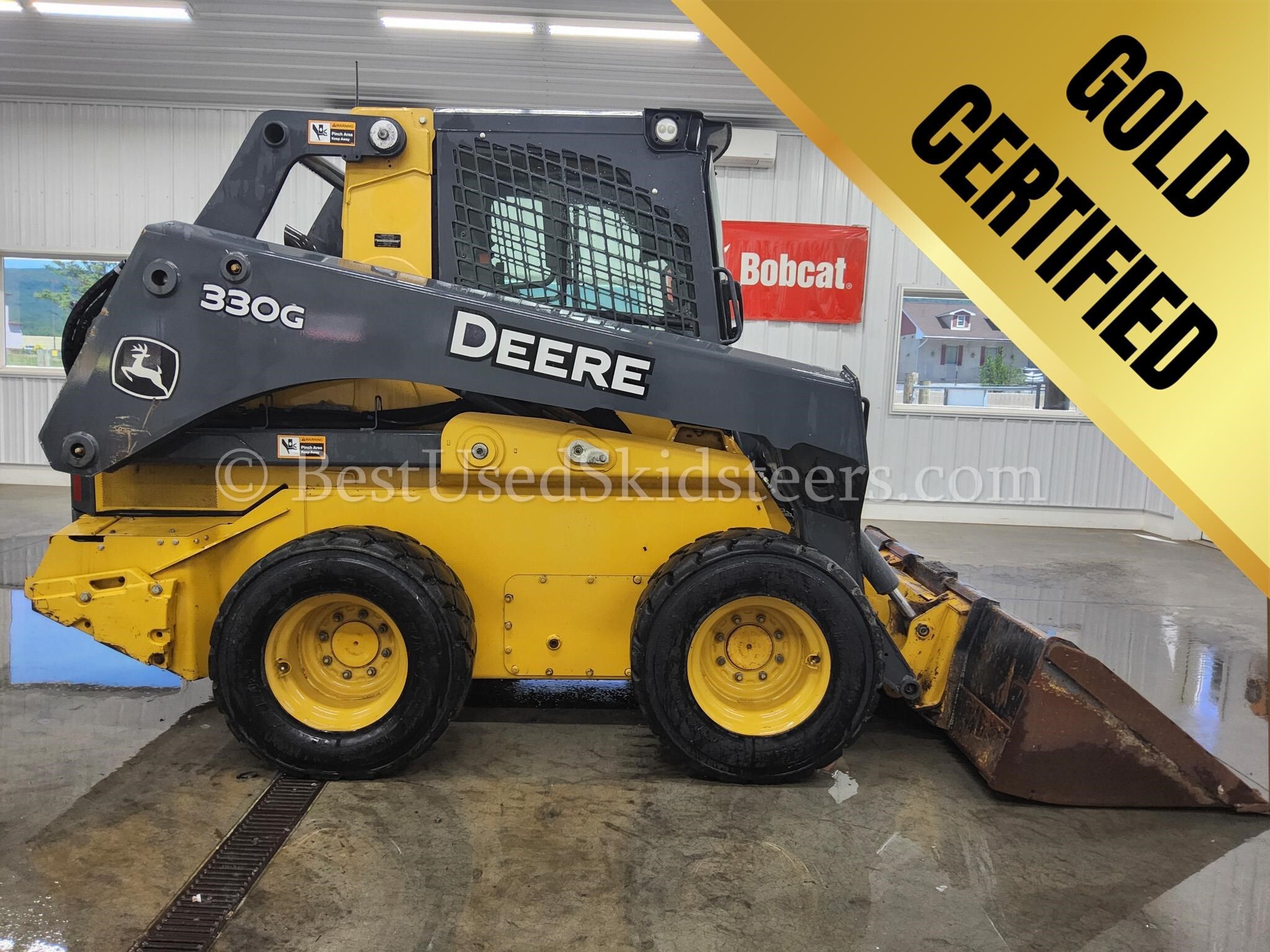 2019 DEERE 330G in Bethel, PA