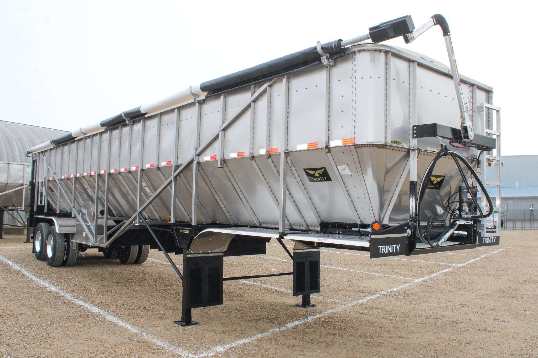 2027 TRINITY TRAILER MFG 42 FT X 102 IN in Henderson, IA
