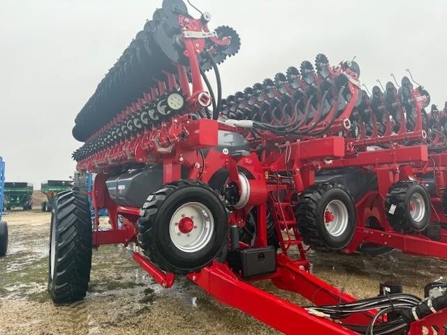 2026 HORSCH AVATAR 40SD in Charles City, IA