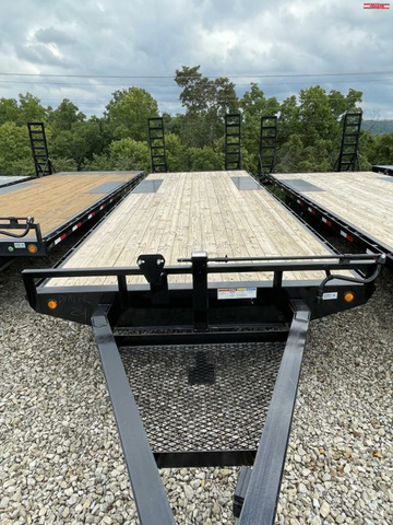 2025 PJ TRAILERS F8 24'X102" I-Beam Deckover Trailer in Frankfort, OH