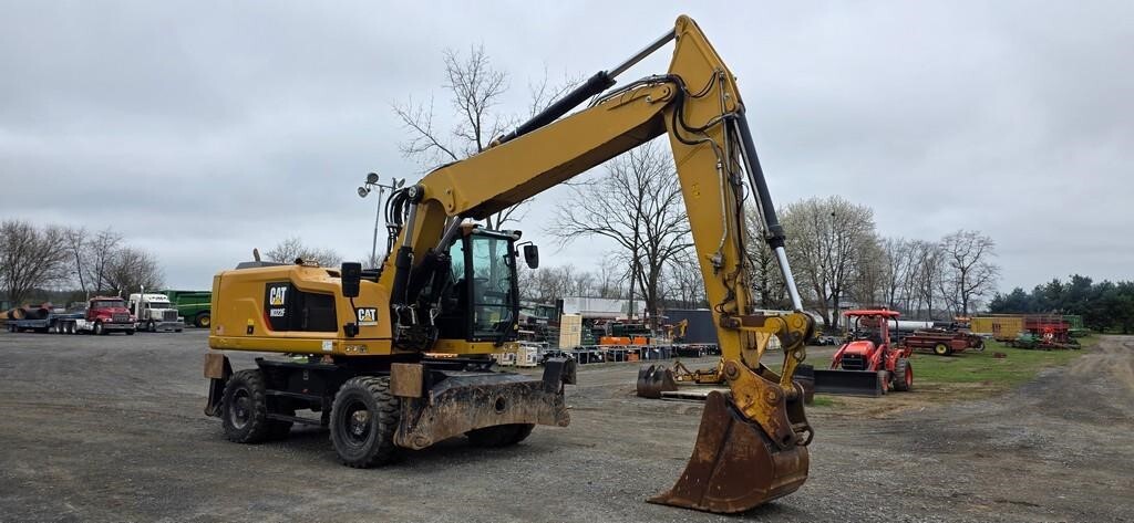 2018 CATERPILLAR M322F in Chambersburg, PA